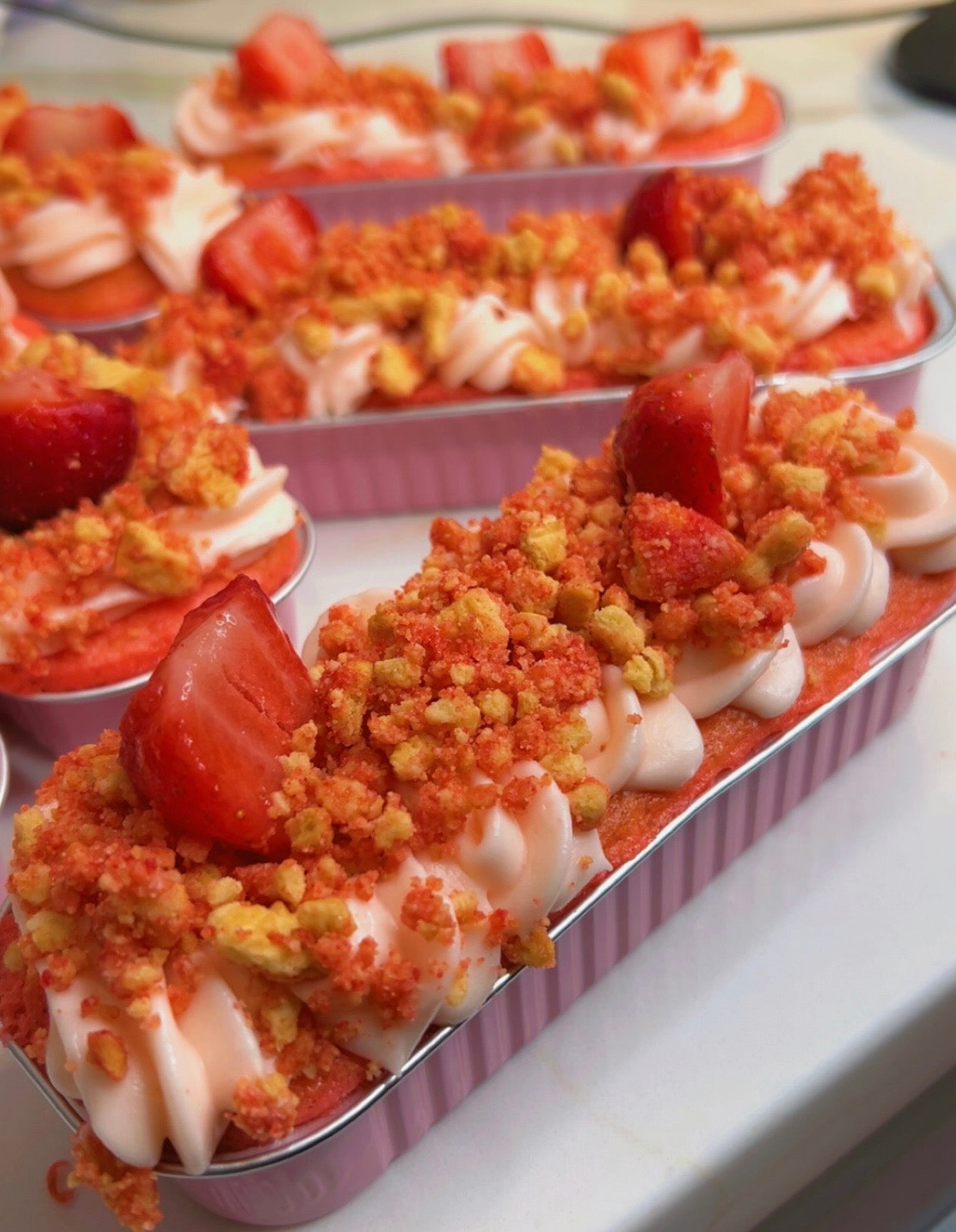 🍓 Strawberry Double Crunch Cheesecake Mini Loaf